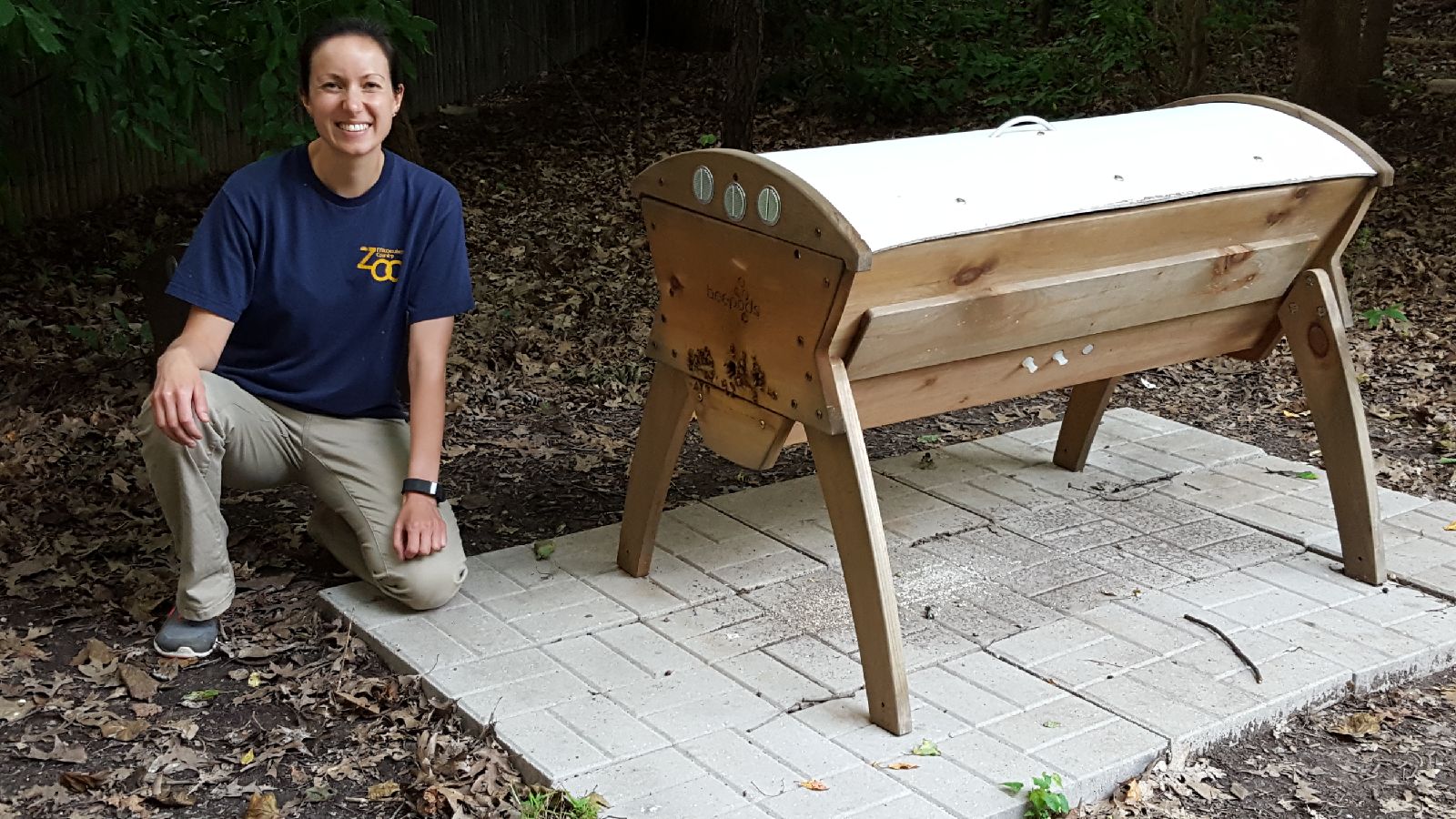 stephanie harpt zoo beekeeper